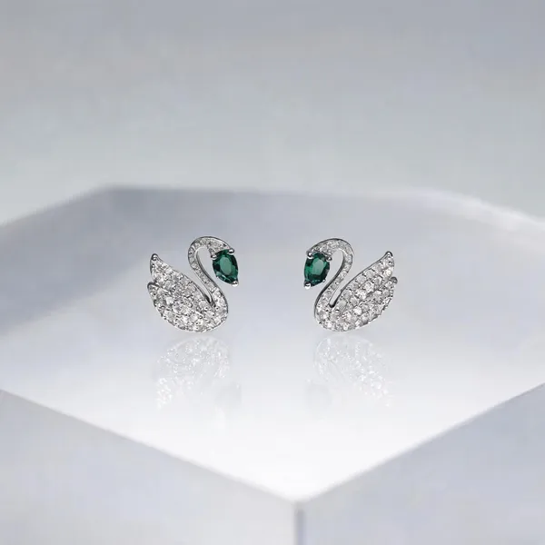 White_925_Silver_Stud_Earrings_For_Jewellery