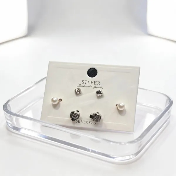 White_925_Silver_Stud_Earrings_For_Jewellery