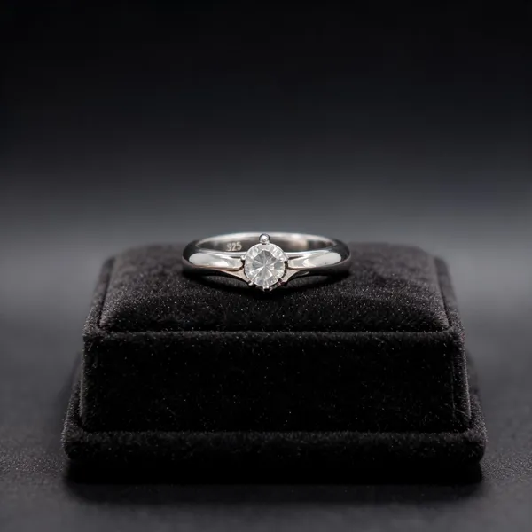 White_925_Silver_Ring_For_Jewellery