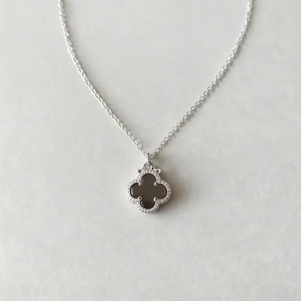 White_925_Silver_Pendant_Necklace_For_Jewellery