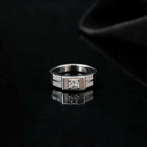 White_925_Silver_Ring_For_Jewellery