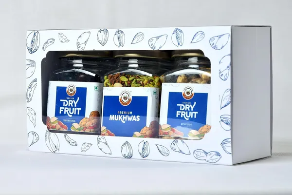 The_Almond_Store_Momentzz_Gift_Box_Chocolate_Almonds_Cashews_Mukhwas_345_Gm