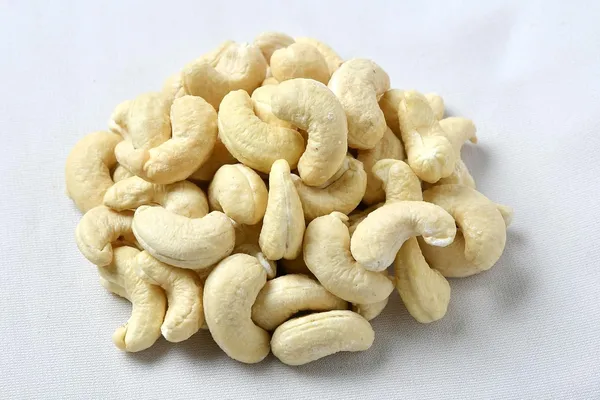 The_Almond_Store_Salted_Cashews_100_Gm_And_Salted_Almonds_120_Gm_Combo