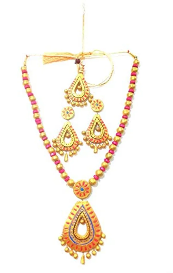 Terracotta_Necklace_Earrings_And_Tikka_Set