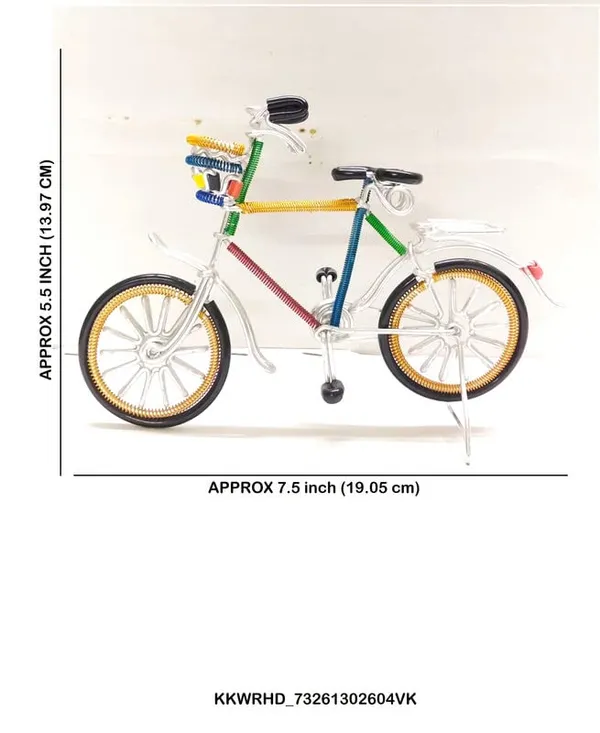 Metal_Cycle_Showpiece