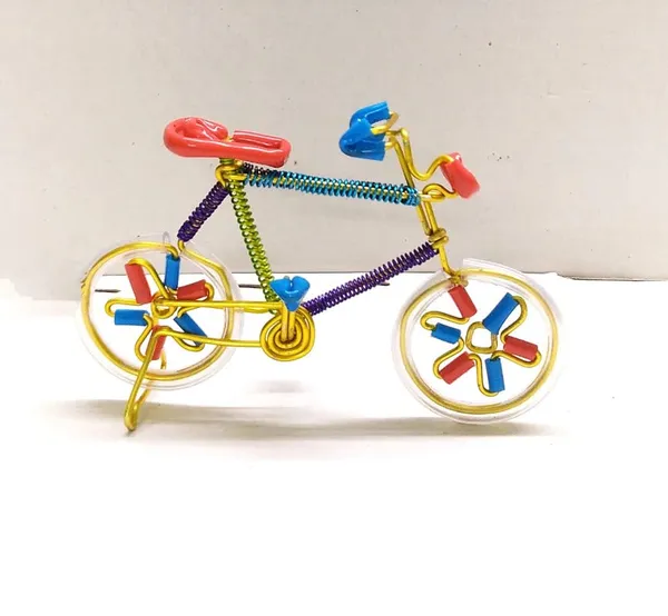 Metal_Cycle_Showpiece