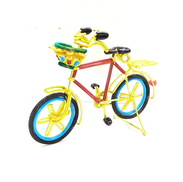 Metal_Cycle_Showpiece