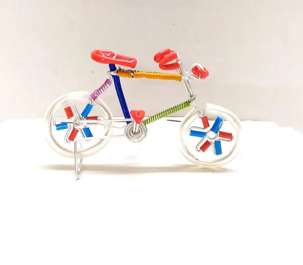 Metallic_Cycle_Showpiece