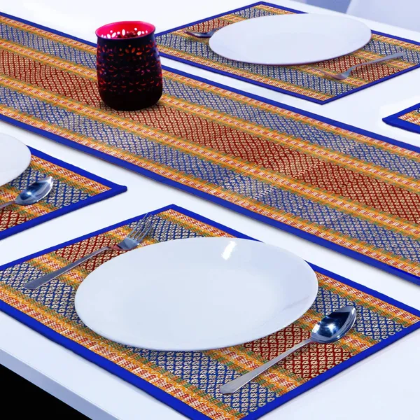 River_Grass_Dining_Table_Place_Mats_With_Runner