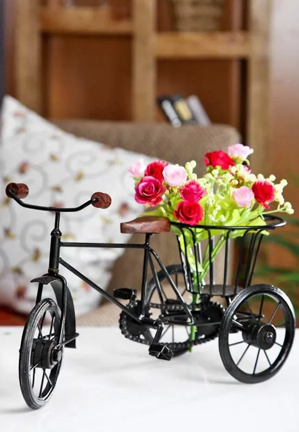 Metal_And_Wood_Rickshaw_Showpiece