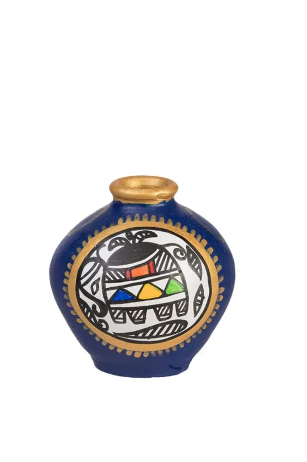 Wheel_Thrown_Terracotta_Madhubani_Vase