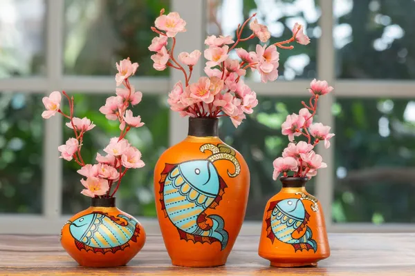 Wheel_Thrown_Terracotta_Flower_Vase