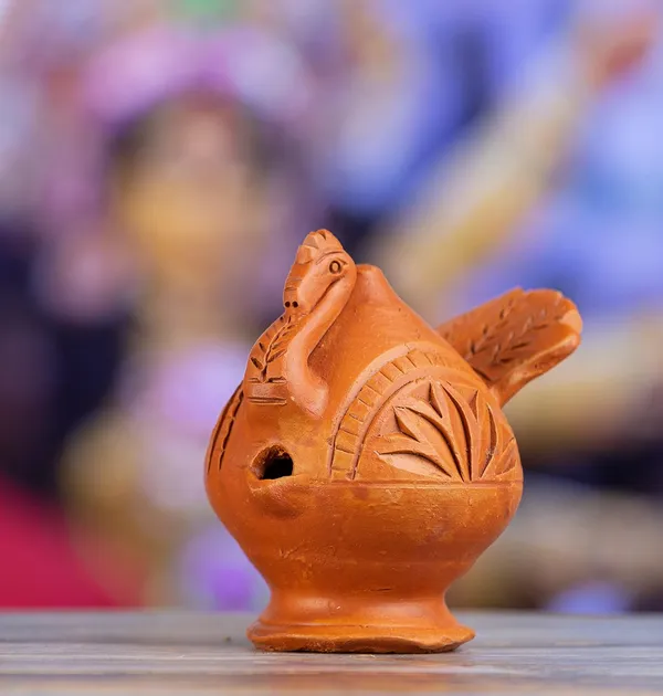 Terracotta_Peacock_Diya