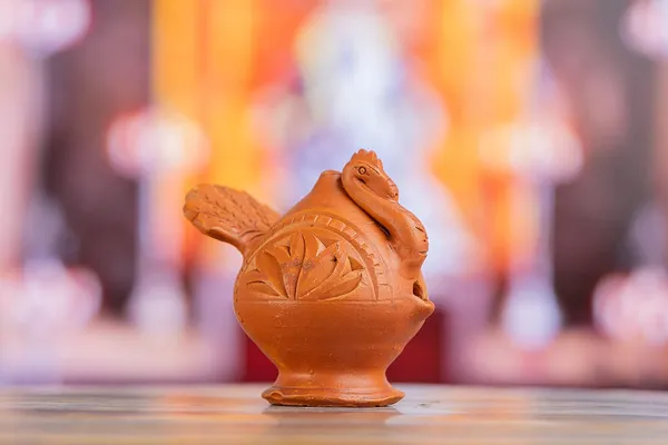 Terracotta_Peacock_Diya