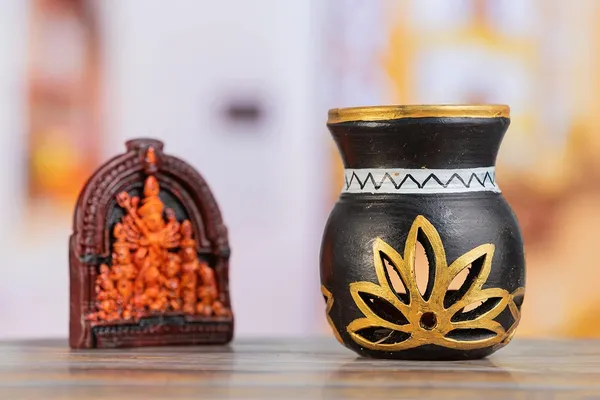 Terracotta_Oil_Diffuser_With_Idol