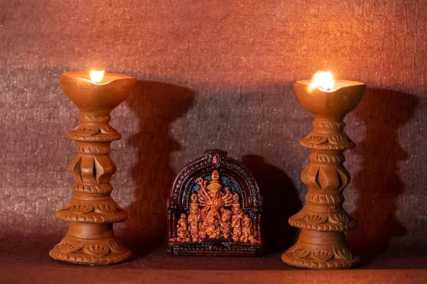 Terracotta_Stand_Diya_With_Durga_Idol