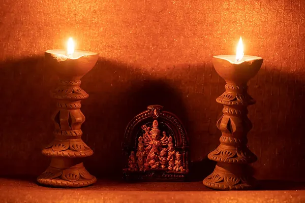 Terracotta_Stand_Diya_With_Durga_Idol