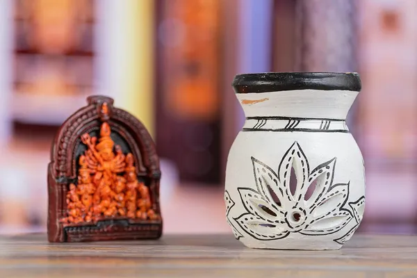 Terracotta_Oil_Diffuser_With_Idol_Set