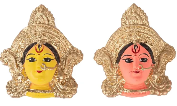 Terracotta_Hanging_Goddess_Durga_Face_For_Car_Decor