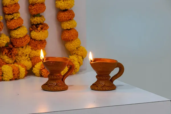 Terracotta_Stand_Diya