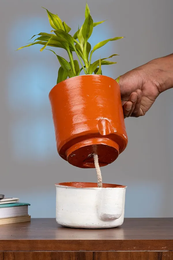 Terracotta_Self_Watering_Planter