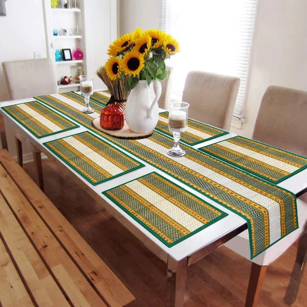 Handwoven_River_Grass_Dining_Table_Place_Mats_With_Runner