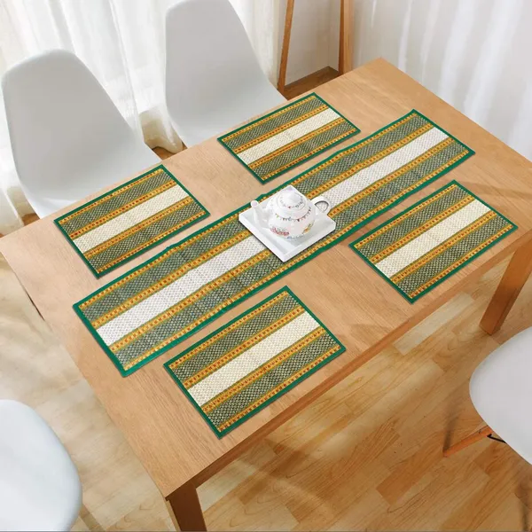Handwoven_River_Grass_Dining_Table_Place_Mats_With_Runner