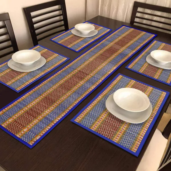 Handwoven_River_Grass_Dining_Table_Place_Mats_With_Runner