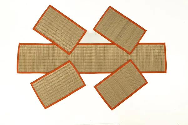 River_Grass_Dining_Table_Place_Mat_With_Runner