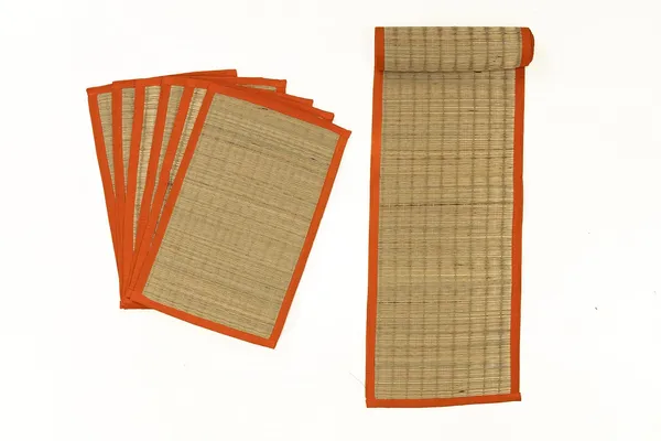 River_Grass_Dining_Table_Place_Mats_With_Runner