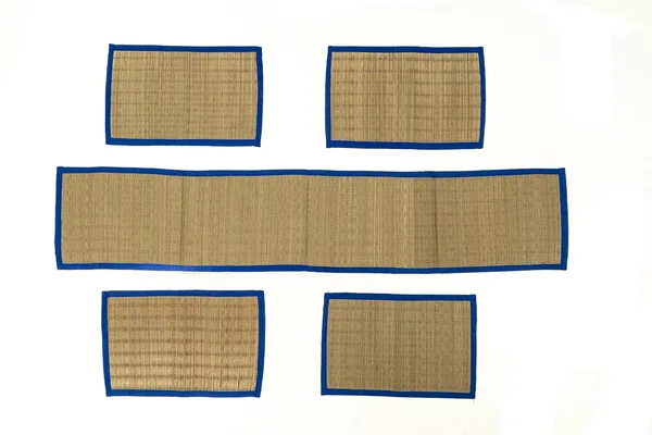 River_Grass_Dining_Table_Place_Mat_With_Runner