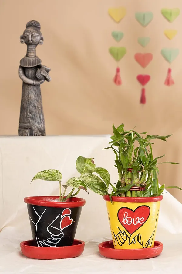 Terracotta_Planter_For_Indoor_Balcony_Garden