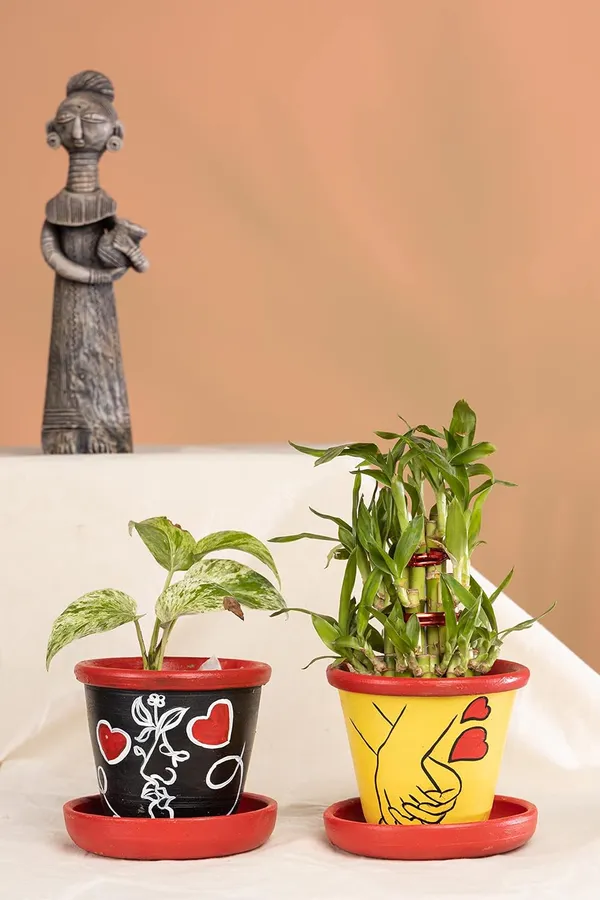 Terracotta_Planter_For_Indoor_Balcony_Garden