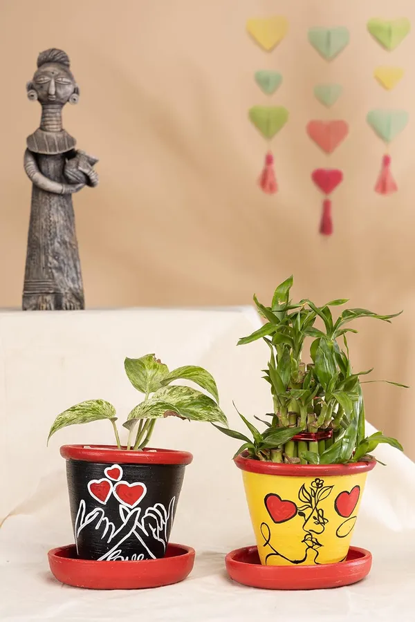 Terracotta_Planter_For_Indoor_Balcony_Garden