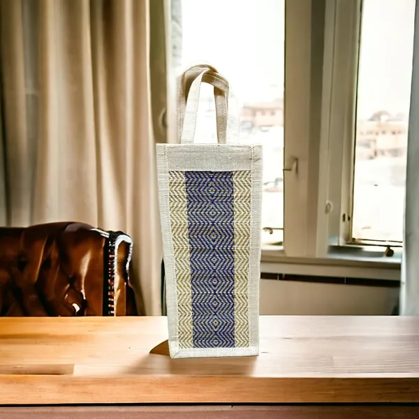 Madurkathi_River_Grass_Bottle_Bag