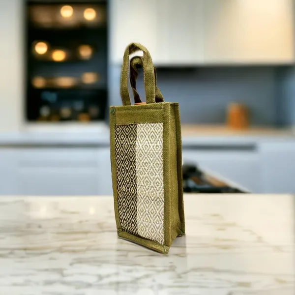 Madurkathi_River_Grass_Bottle_Bag