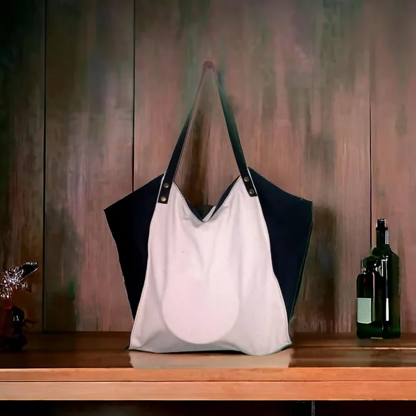 Canvas_Tote_Bag_With_Zip_And_Leather_Handle