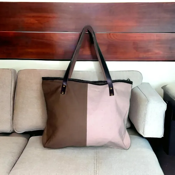 Canvas_Tote_Bag_With_Zip_And_Leather_Handle