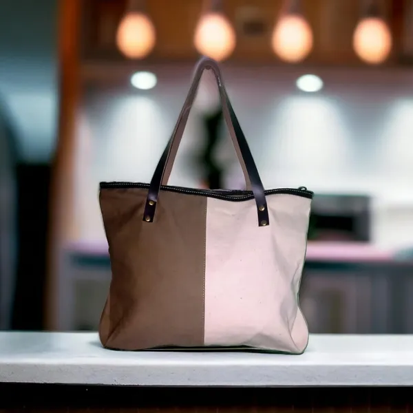 Canvas_Tote_Bag_With_Zip_And_Leather_Handle