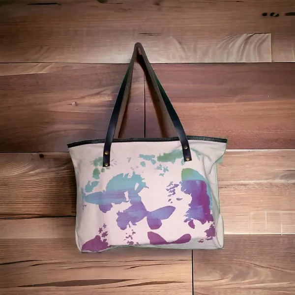 Canvas_Tote_Bag_With_Zip_And_Leather_Handle