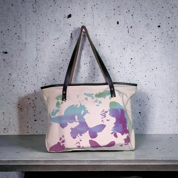 Canvas_Tote_Bag_With_Zip_And_Leather_Handle