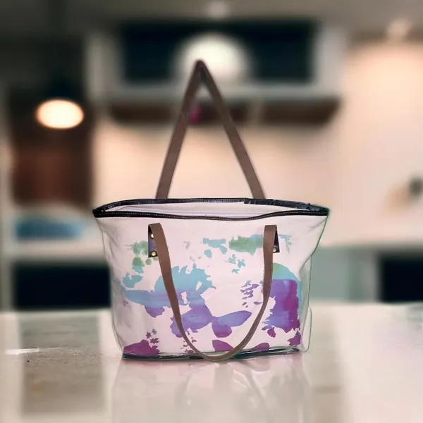 Canvas_Tote_Bag_With_Zip_And_Leather_Handle