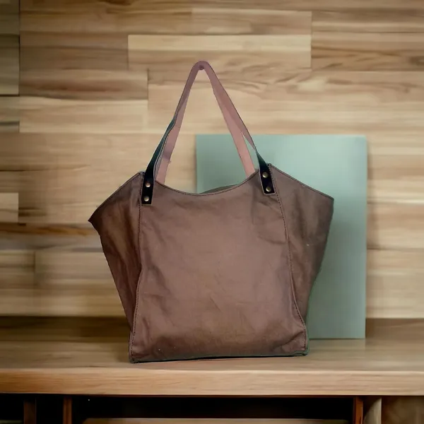 Canvas_Tote_Bag_With_Leather_Handle