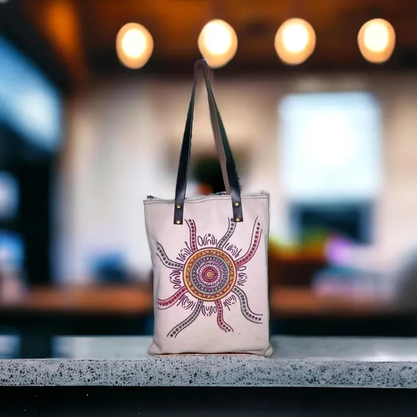 Canvas_Tote_Bag_With_Zip_And_Leather_Handle