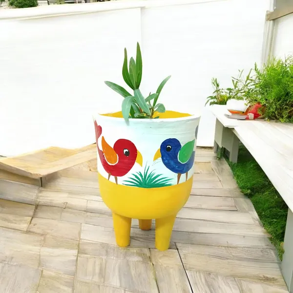Handcrafted_Indoor_Outdoor_Planter