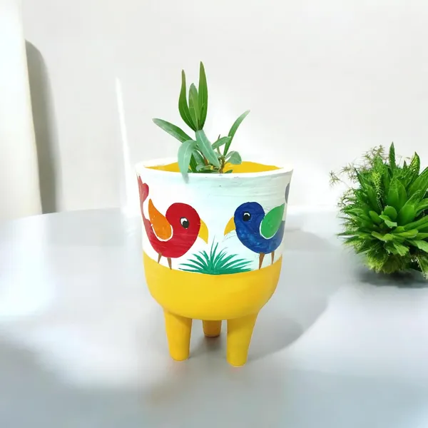 Handcrafted_Indoor_Outdoor_Planter