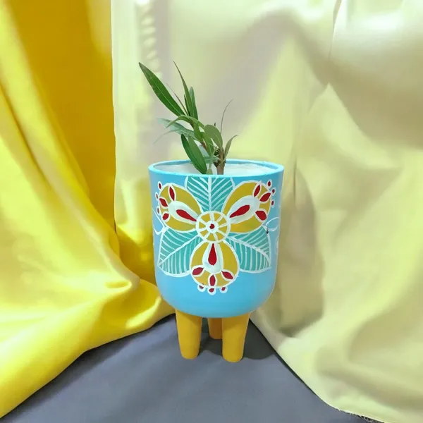 Indoor_Outdoor_Planter