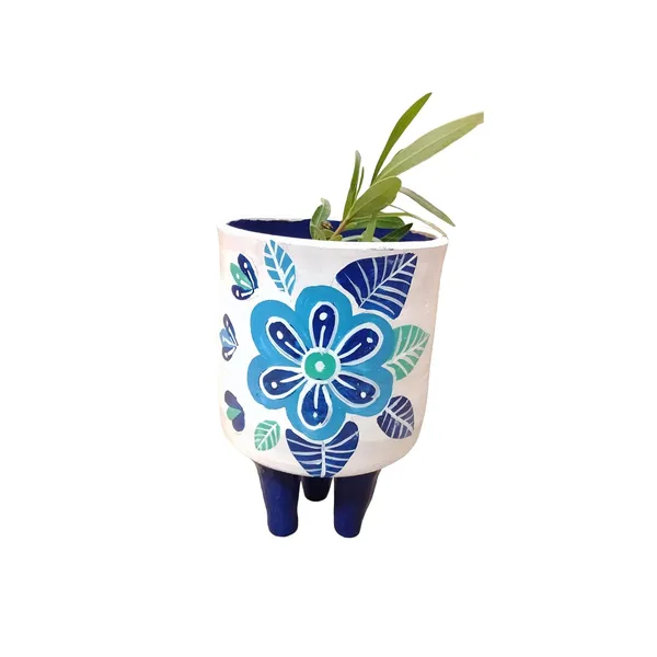 Handcrafted_Indoor_Outdoor_Planter