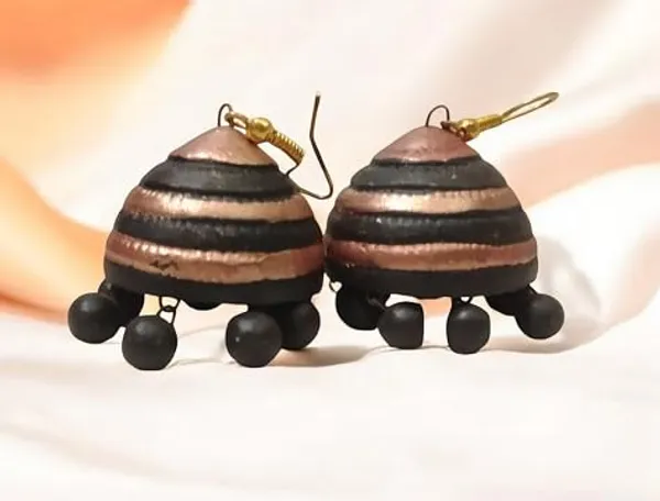Terracotta_Jhumka_Earrings_For_Women