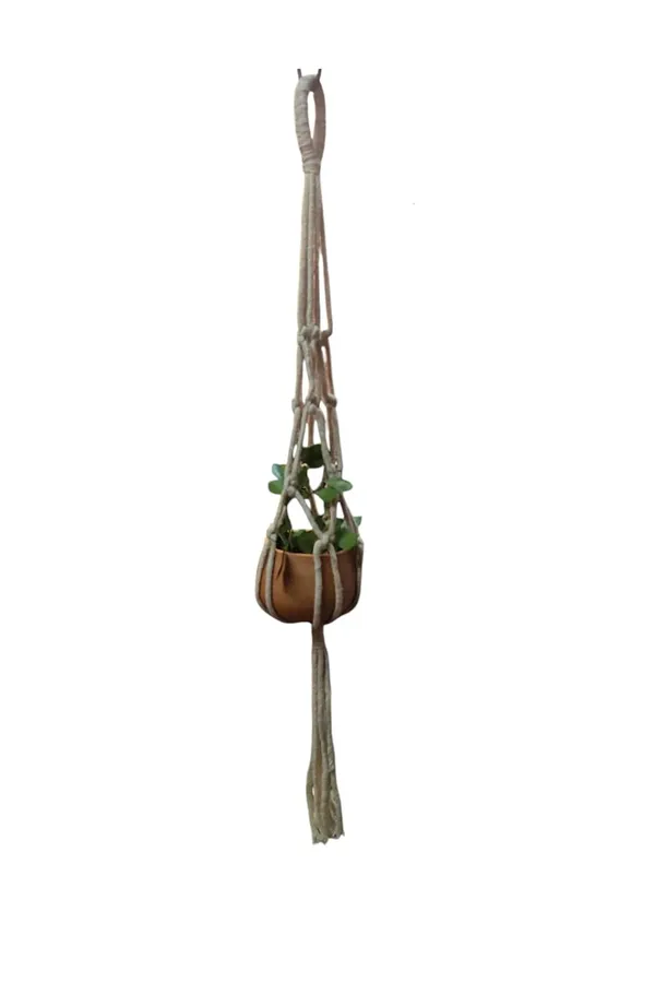 Macrame_Plant_Hanger_With_Terracotta_Planter